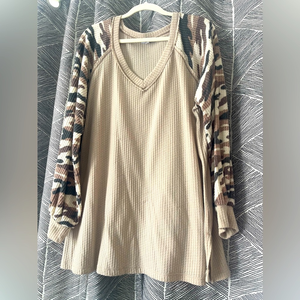 Long sleeve waffle fabric cano sleeve top size 2x